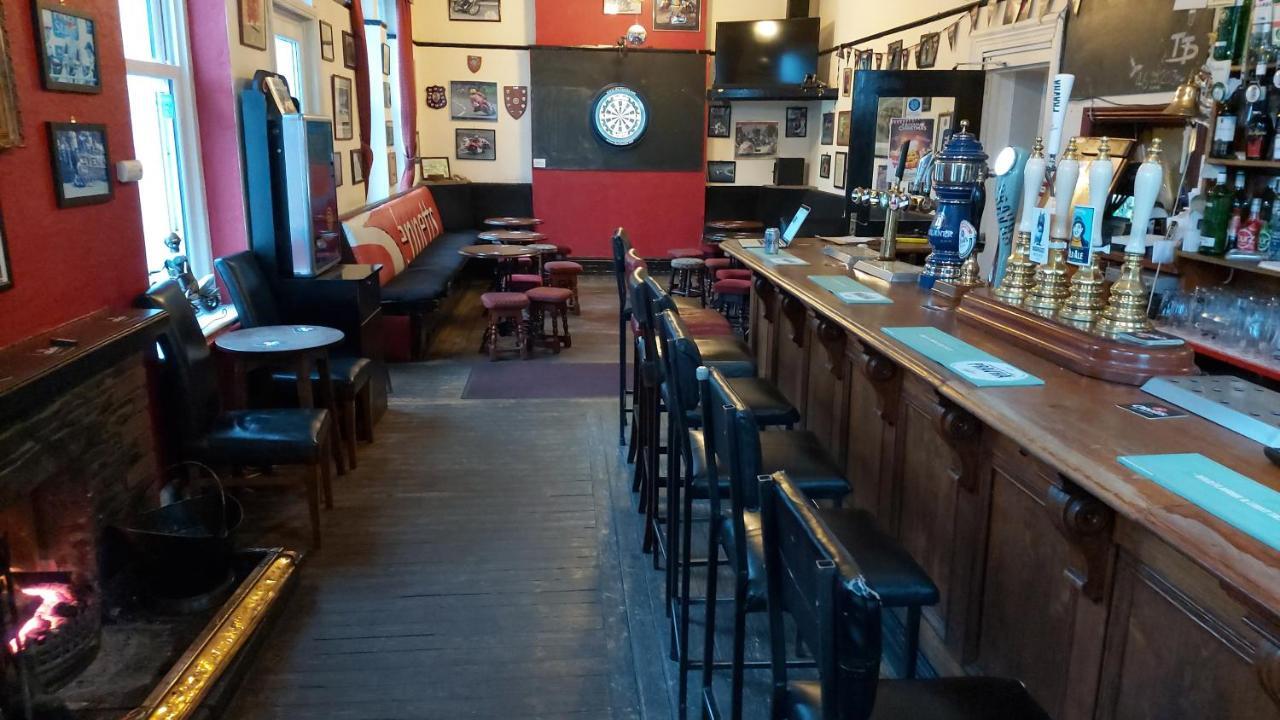 The Ginger Hall Hotel Sulby  Екстериор снимка